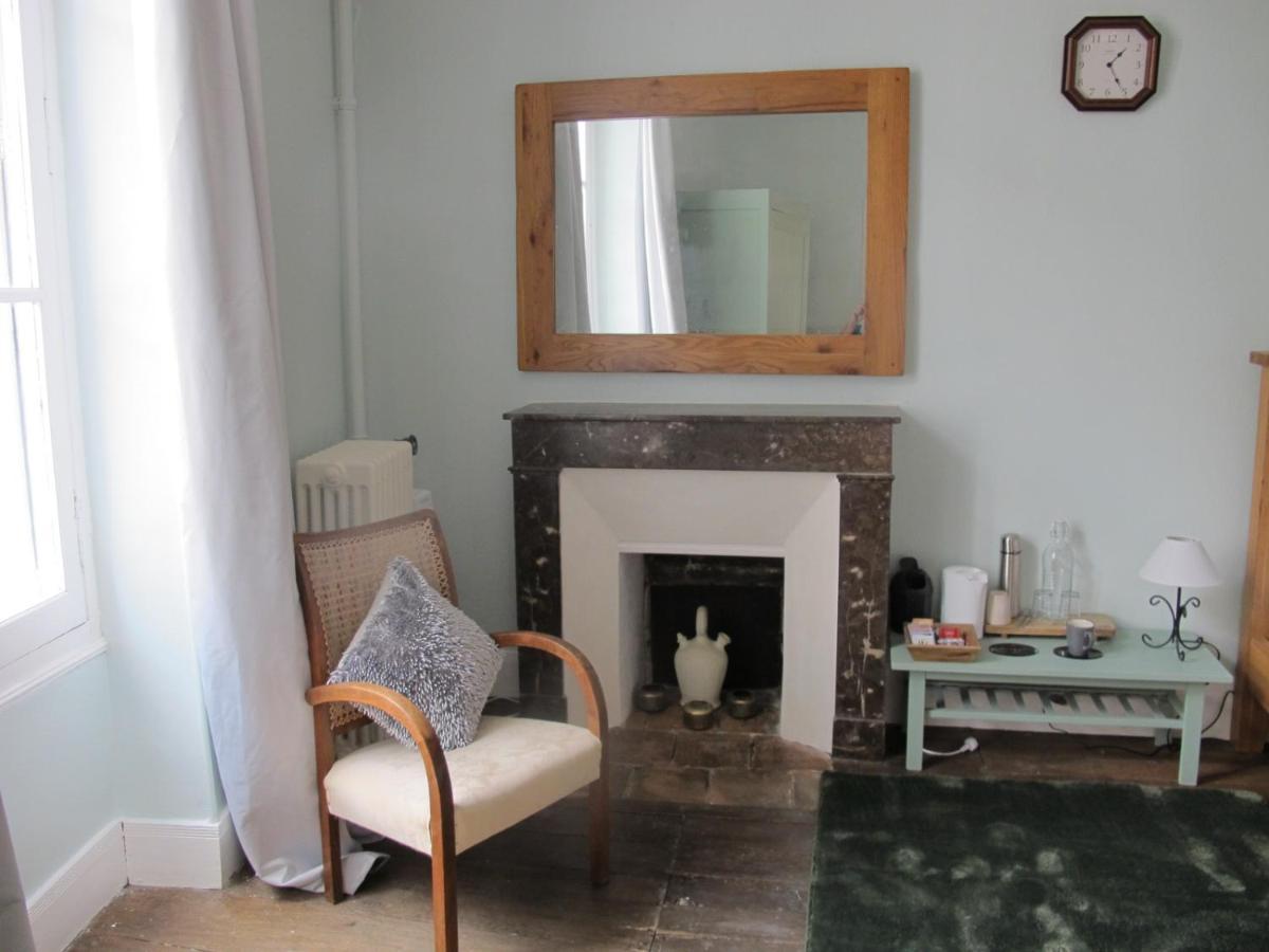 Bed and Breakfast Chezlola Civray  Exterior foto